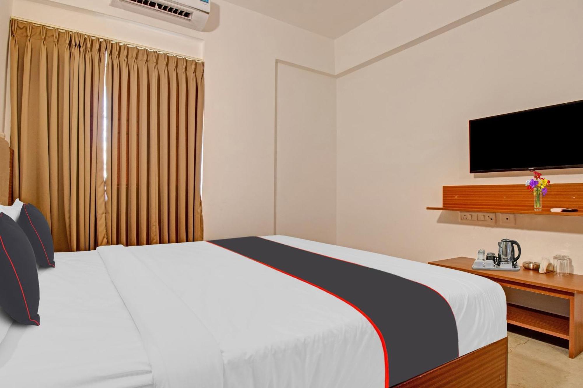 Super Collection O Petals Otium Business Hotel Bengaluru Zewnętrze zdjęcie