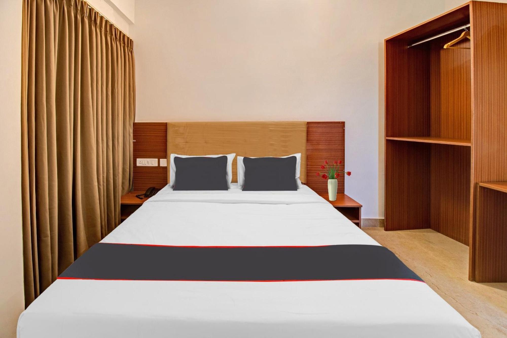 Super Collection O Petals Otium Business Hotel Bengaluru Zewnętrze zdjęcie