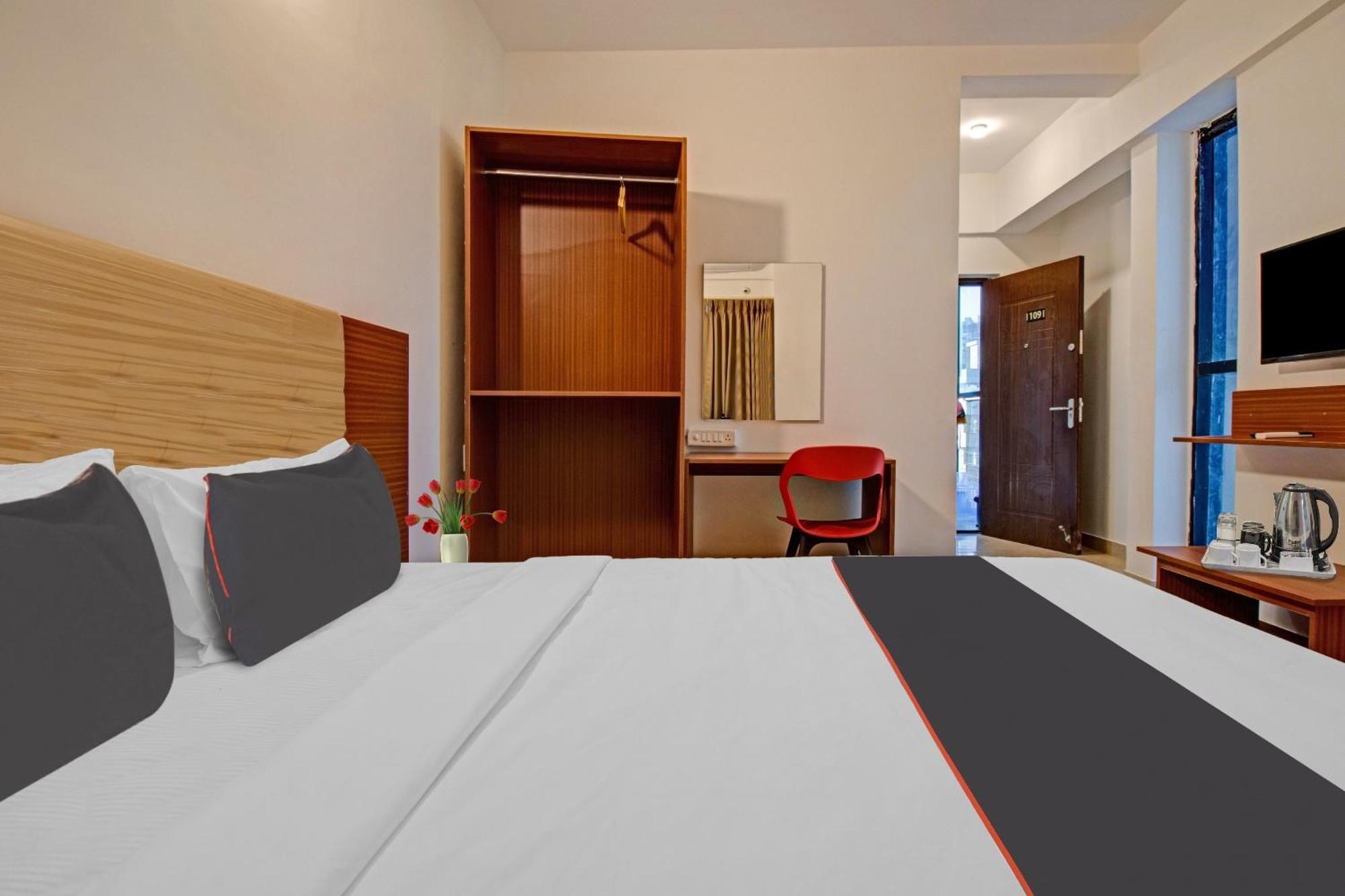 Super Collection O Petals Otium Business Hotel Bengaluru Zewnętrze zdjęcie